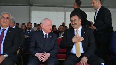 Malazgirt Etkinliğinde MHP-DEM Parti Teması! Bahçeli'ye Teşekkür Etti