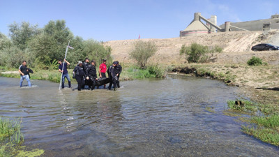 Erzurum'da Otomobil Karasu Çayı'na Düştü: 1 Ölü, 1 Yaralı