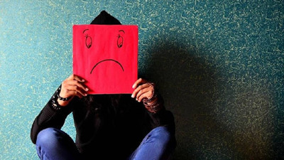 En Mutsuz Yaş Aralığı Değişti: Bilim İnsanları Duyurdu, Sonuç Herkesi Şaşırttı