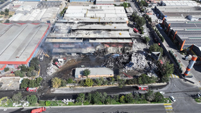 Kayseri'deki Fabrika Yangını 15 Saat Sonra Kontrol Altında! 3 Kişi Hastaneye Kaldırıldı