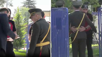 MSB'den Tepki Çeken Karelere 'Yapay Zeka' Savunması: Anıtkabir'de Askerlerin Üstleri Arandı mı?