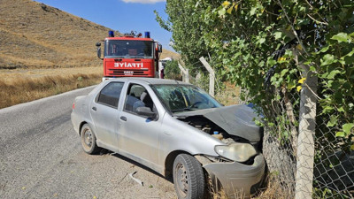Çorum'da Feci Kaza! Minibüs ile Otomobil Birbirine Girdi, Yaralılar Var
