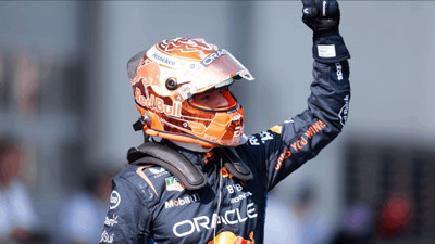 Verstappen İtalya'da İlk Cebe Yerleşti