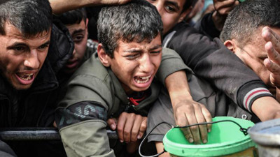 İsrail 'Açlık Silahı' ile Öldürmeye Devam Ediyor! Gazze'de Son 24 Saatte 5 Ölüm Daha