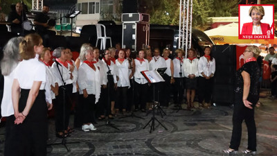 Zafer Bayramı’nı Taçlandıran Avşa Kadınlar Korosu…