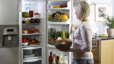 Uzmanlardan Kritik Uyarı: Bu Gıdaları Buzdolabı Kapağında Saklayan Bir Kez Daha Düşünsün