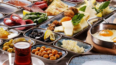 Bilim İnsanları Açıkladı: Kahvaltıyı Bu Saatte Yapmak Ömrü Kısaltıyor