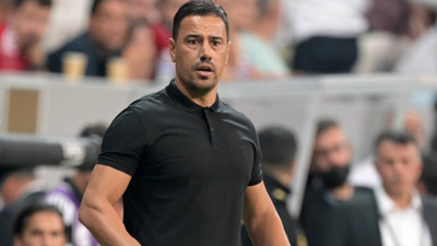 Son Dakika: Başakşehir'de Çağdaş Atan Dönemi Sona Erdi!