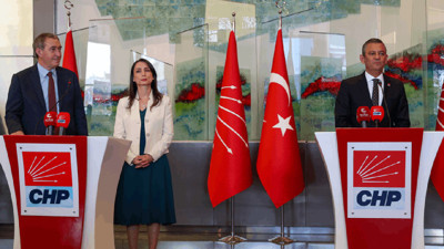 DEM Parti Eş Genel Başkanları, CHP Lideri Özel'i İstanbul'daki Yeni Ofisinde Ziyaret Edecek