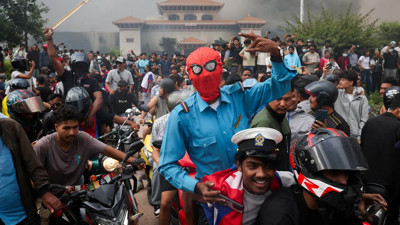 Nepal'de İsyan Büyüyor! 15 Binden Fazla Mahkum Firar Etti