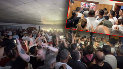 Aydın Büyükşehir Belediye Meclisi'nde Ortalık Karıştı! Araya Polis Girdi