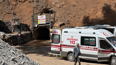 Göçük Altında Kalan Madenciler 25 Saat Sonra Kurtarıldı