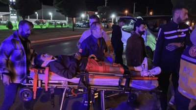 Sivassporlu Futbolcular Kazaya Karıştı, 5 Yaralı