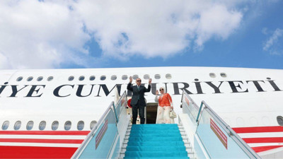 Cumhurbaşkanı Erdoğan, Katar'da! Arap Ligi Olağanüstü Zirvesi'ne Katılacak