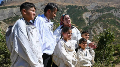 Mesleğini Bırakıp Köye Taşındı: Sıfırdan Başlayıp Köşeyi Döndü! Şimdi Siparişlere Yetişemiyor