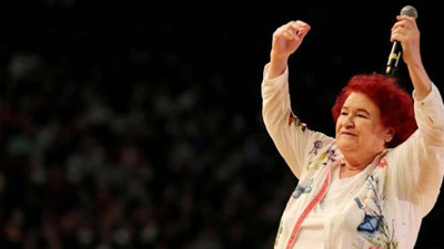 Selda Bağcan’a Almanya’da Büyük Şok! Bindiği Taksi Tarafından ‘Kaçırıldı’