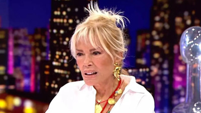 Evinin Önünde Düşünce Hastaneye Gitti: Semiramis Pekkan Aldığı Haberle Hayatının Şokunu Yaşadı! Hayranları Duyunca Kahroldu