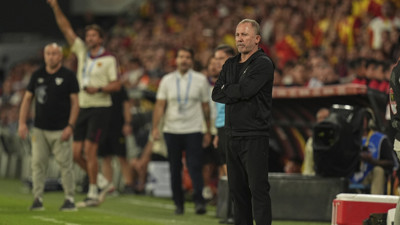 Sergen Yalçın'dan Yenilgi Sonrası Flaş Açıklama: 'Futbol Böyle Oynanmıyor!'