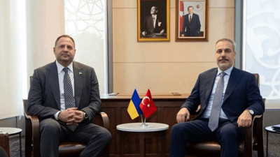 Bakan Fidan, Ukrayna Devlet Başkanlığı Ofisi Başkanı Yermak ile Görüştü