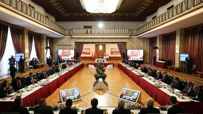 'Süreç Komisyonu' Yeni Aşamaya Geçiyor: Kadın ve Gençlik Örgütlerinin Dinlenmesi Bekleniyor