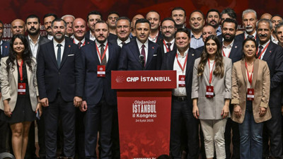 İktidara Yakın Yazardan Mahkemenin Kongre Kararına Eleştiri: 'Bunların Yaşanmasına Ne Gerek Vardı?'