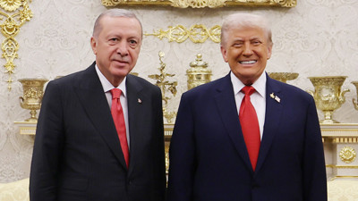 Cumhurbaşkanı Erdoğan'dan Trump ile Zirve Sonrası Kritik Açıklama: 'Atılan Çamurlarla Kirletilemeyecek Kadar Güzel Bir Ziyaretti'