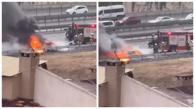 Üsküdar’da Otomobil Alev Alev Yandı