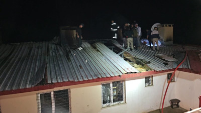 Elazığ’da Ev Yangını: 3 Kişi Dumandan Etkilendi