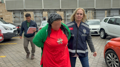 Komşusundan Çaldığı Altınları Bozdurdu: O Anlar Kamerada