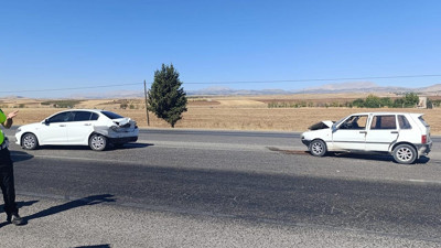 Adıyaman'da Trafik Kazası! 4 Kişi Yaralandı