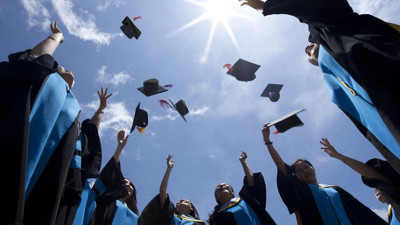 YÖK Yeni Sistemi Duyurdu: Yükseköğretimde Süre Kısalıyor! Üniversiteler 3 Yıla İnebilir