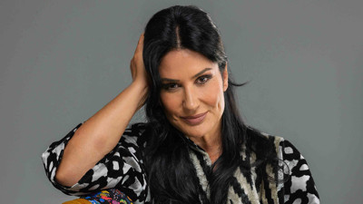 İclal Aydın Sahnelere Dönüyor: 'Ama Değil, Rağmen' ile Türkiye Turnesi Başlıyor