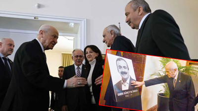 Devlet Bahçeli Sırrı Süreyya Önder'e Ne Hediye Etti?
