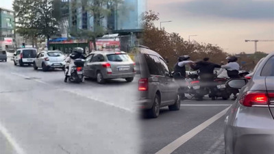 İstanbul'da Aynı İlçede Aynı Anda İki Trafik Magandası! Araca Yumruk Atıp Camını Kırdı