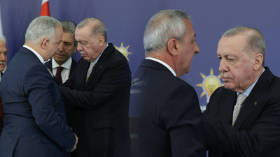 7 Belediye Başkanı Daha AKP'ye Geçti