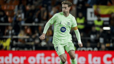 Barcelona de Jong'la Sözleşme Uzattı