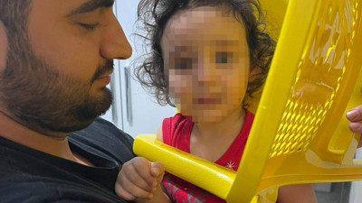 Kafası Sandalyeye Sıkışan Çocuğu İtfaiye Kurtardı