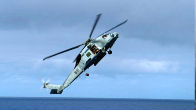 ABD Helikopteri ve Savaş Uçağı Denize Düştü