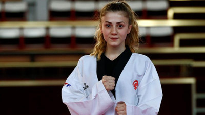 Milli Tekvandocu Merve Dinçel Kavurat Yine Dünya Şampiyonu!