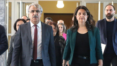 DEM Parti Heyeti İmralı'ya Gitti