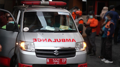 Endonezya'da Cuma Namazı Sırasında Peş Peşe Patlama: Çok Sayıda Yaralı Var