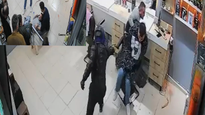 Berber Dükkanına Silahlı Saldırı! Dehşet Anları Kamerada