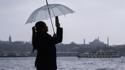 AKOM İstanbul İçin Tarih Verdi: Balkanlar'dan Geliyor, Bu Hafta Sonuna Dikkat