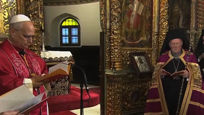 CANLI | Dünya Yakından Takip Ediyor... Fener'de Papa- Bartholomeos Buluşması