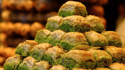 Lezzetin Kalbi Gaziantep’te Atıyor! Türkiye'nin Gururu Baklava! Tülden İnce Hamuru ile UNESCO’dan Tescilli Lezzet