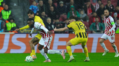 Samsunspor’dan Konferans Ligi’nde İlk Yenilgi! AEK İkinci Yarıda Tersine Çevirdi