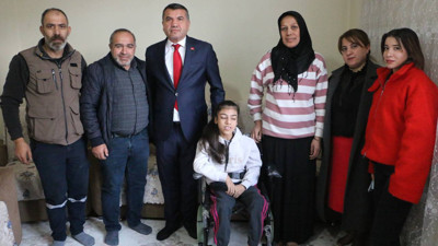 MHP Lideri Devlet Bahçeli'den Diyarbakırlı Kızın Yüzünü Güldüren Sürpriz