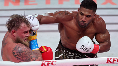 Şampiyon Boksör Anthony Joshua Trafik Kazası Geçirdi: İki Ölü
