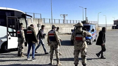 Bakan Yerlikaya Duyurdu! 478 Düzensiz Göçmen Yakalandı