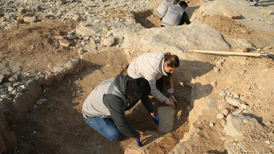 Sular Çekildi, Tarih Fışkırdı... Adıyaman’da Göbeklitepe Benzeri Yapılar